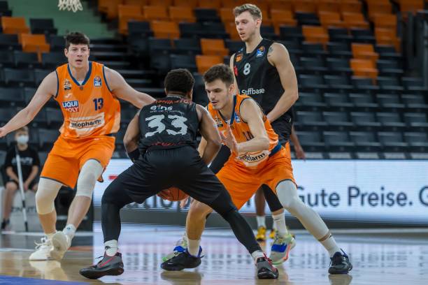 夺更多荣誉 夺更多荣誉