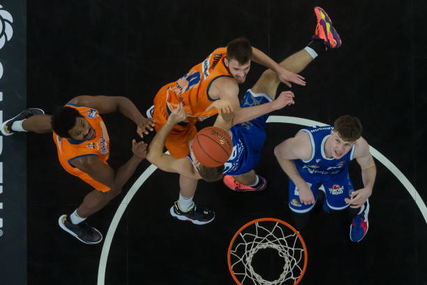 界羽联名人 界羽联名人